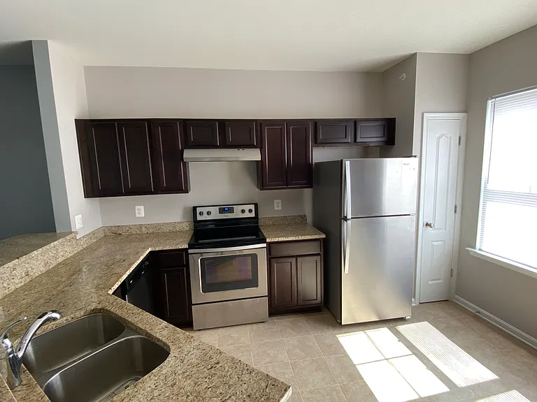 23570 Franklin D Roosevelt Blvd #402 — Photo 8