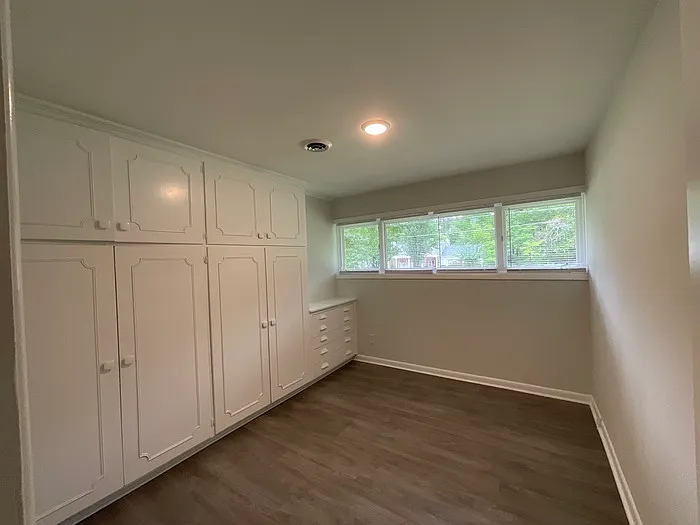 411 N Thompson St — Photo 14