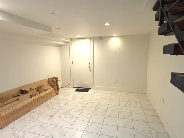 335 Stuyvesant Avenue image 13 of 17