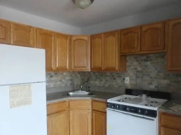 6949 Almeda Ave, Arverne, NY 11692