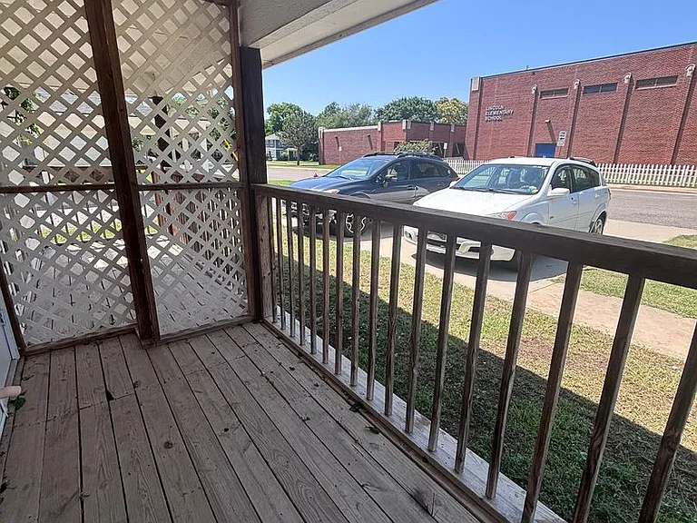 414 Ferrill St — Photo 10