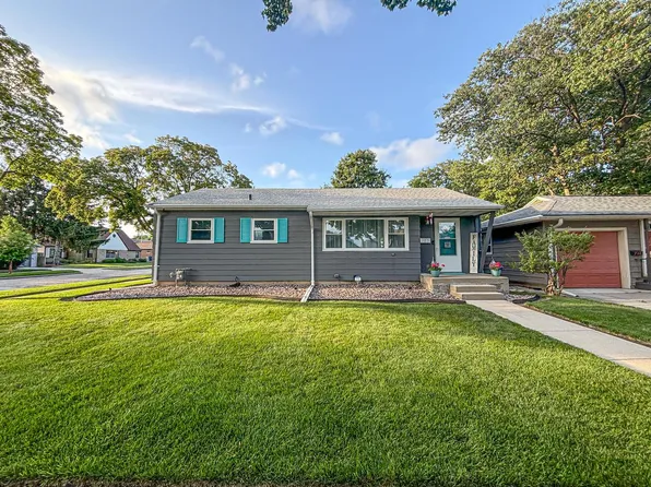 702 East Cudahy AVENUE, Milwaukee, WI 53207