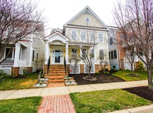 511 Saddle Ridge Ln, Rockville, MD 20850