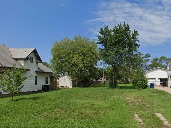 1345 S Ida St, Wichita, KS 67211