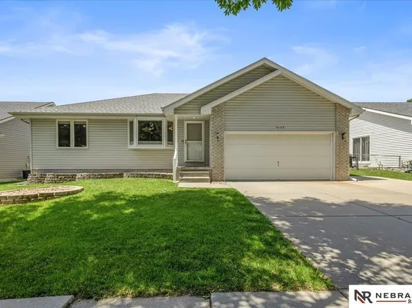 6109 NW 11th St, Lincoln, NE 68521