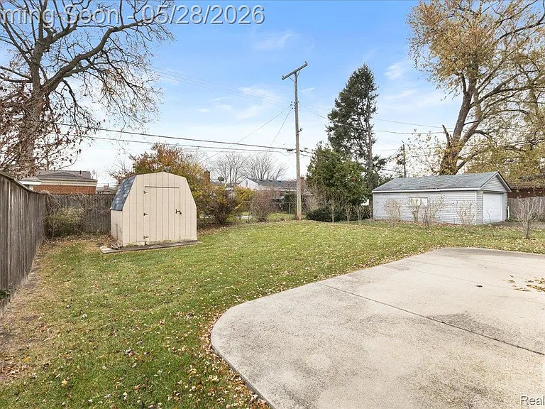 1313 Royal Ave — Photo 26