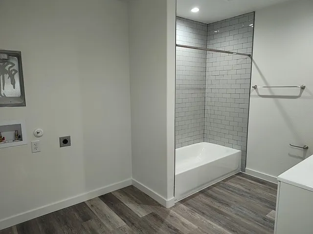 450 State Highway 290 E #3102-B — Photo 6