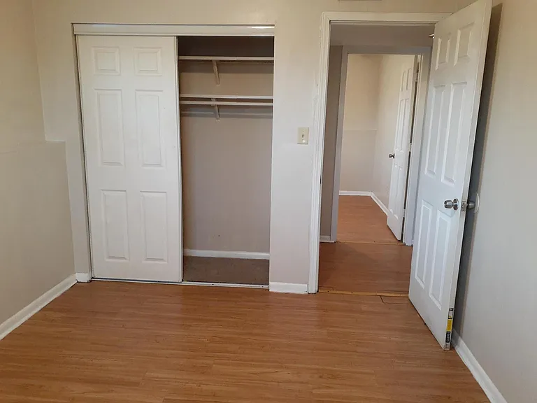 5601 E 139th Ter #D — Photo 11