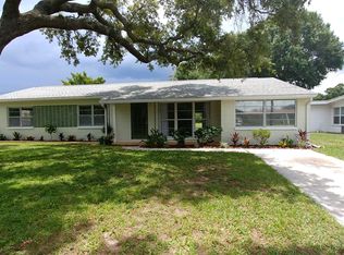10225 N Fleetwood Dr, Tampa, FL 33612