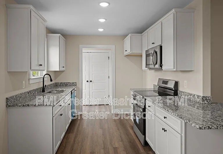 1014 Northside Dr — Photo 10