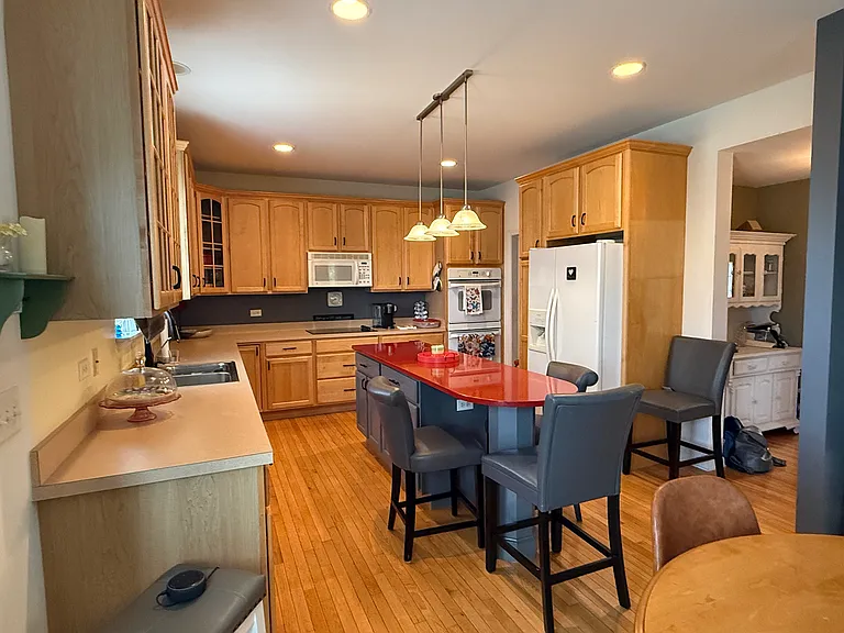 209 Rogers Way — Photo 12