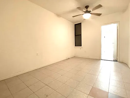 Rented by Master Key Realty And Associates LLC | media 31