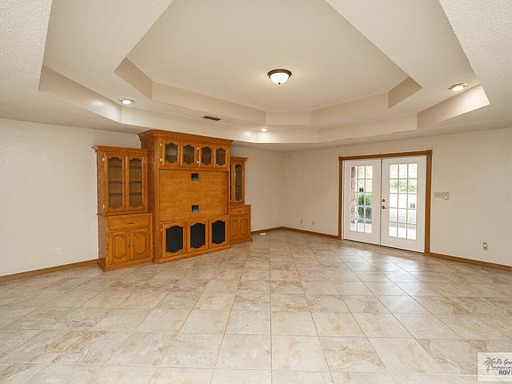 5th image of 2302 Tucker Rd