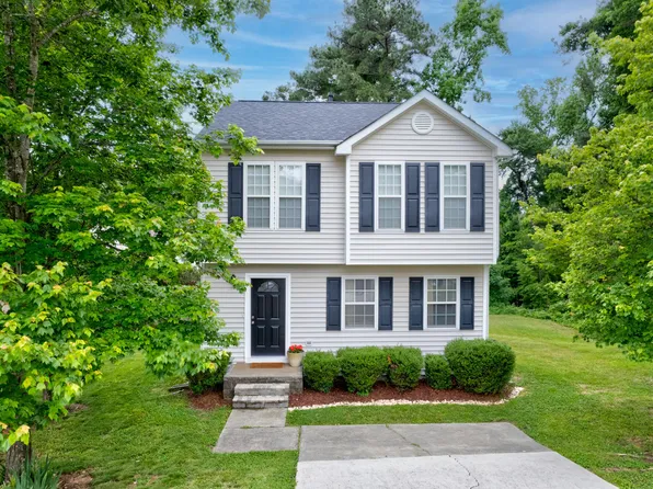 9 Tarrywood Ct, Durham, NC 27703