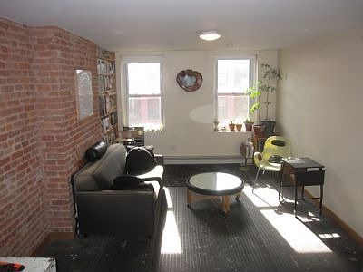 1st image of 217 E 5th St APT 5