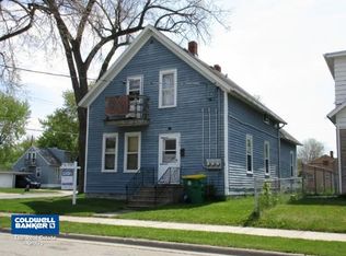 1182 Reber St, Green Bay, WI 54302