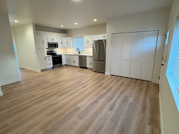 233 N Franklin Ave #D, Wenatchee, WA 98801