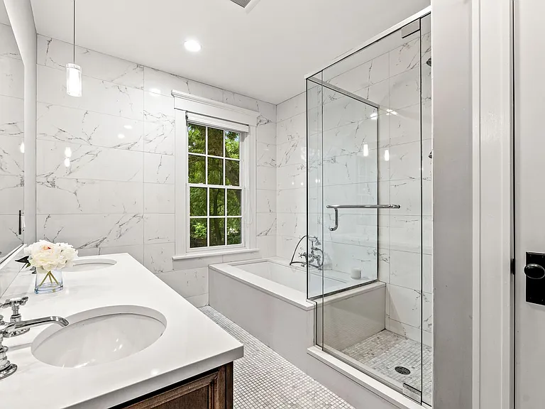 2 Brattle Cir — Photo 34