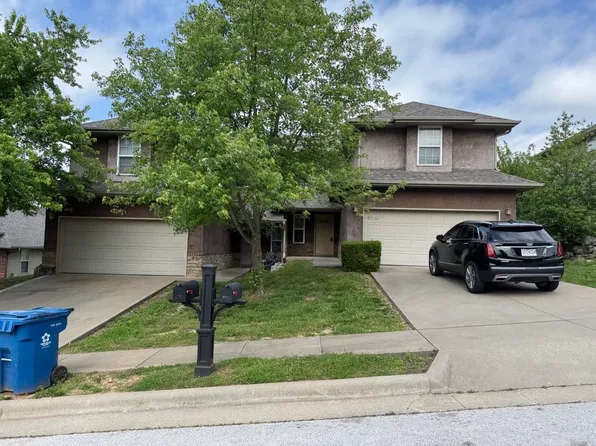 1103 N Missouri Dr, Ozark, MO 65721