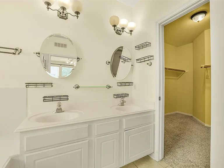 18022 Oak Orchard Ln — Photo 19