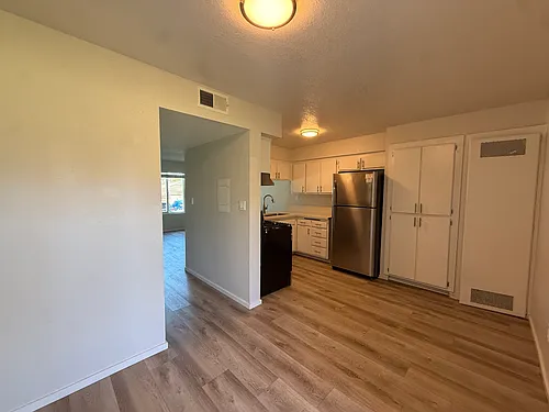 9905 El Camino Real Photo 1