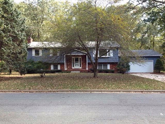 1st image of 8313 Fairwood Dr