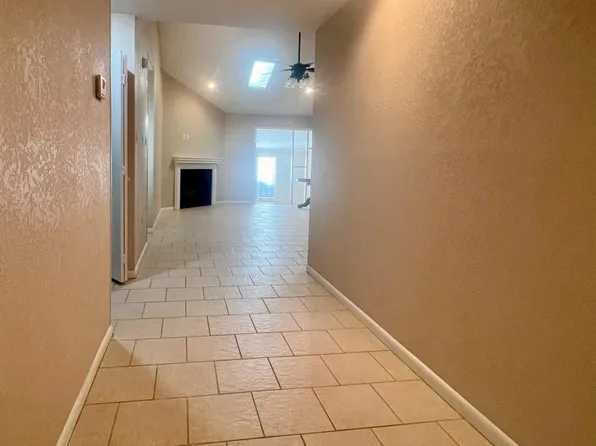 2729 Greenbriar Dr, Jonesboro, AR 72401