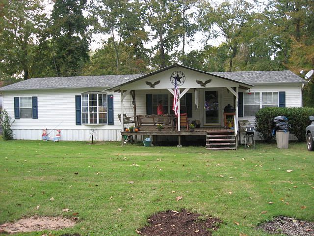 1st image of 223 Parkside Dr