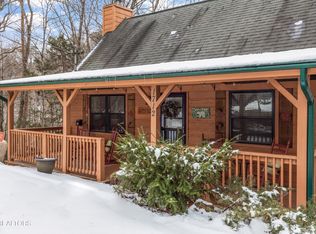 1712 Lake View Cir, Sevierville, TN 37876