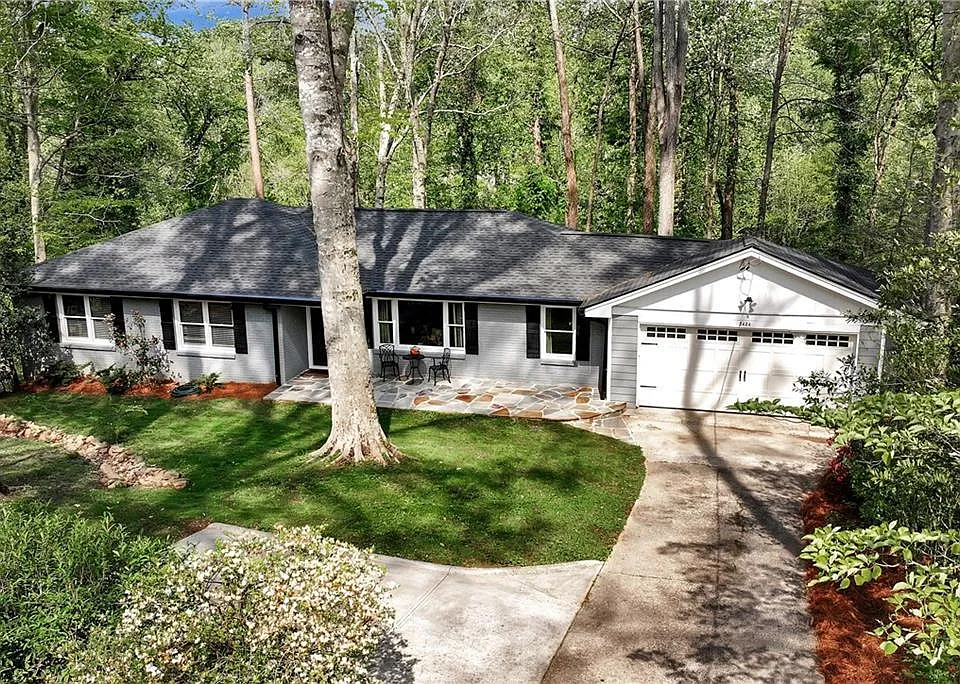 2424 Melinda Ct