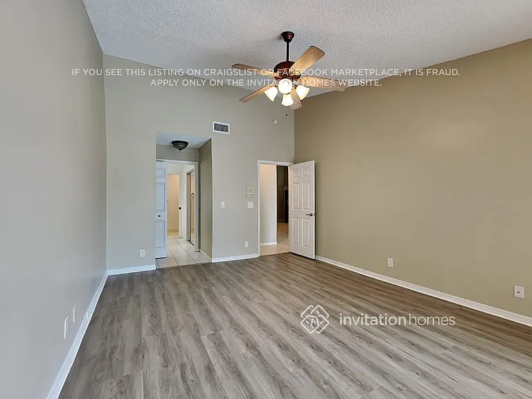 11409 Coral Bay Dr — Photo 9