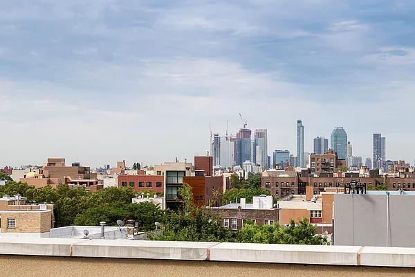 Rented by Bouklis Group | media 6