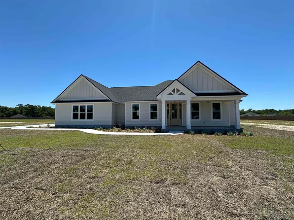 137 Golden Loop, Crawfordville, FL 32327