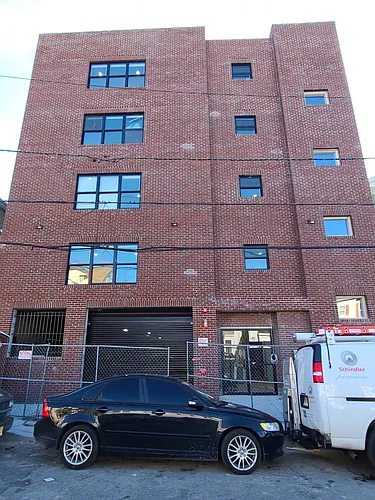 198 Harrison St #402 Photo 1