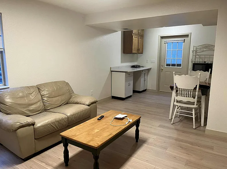 1 bed, 600 sqft, $1,200 — Photo 4
