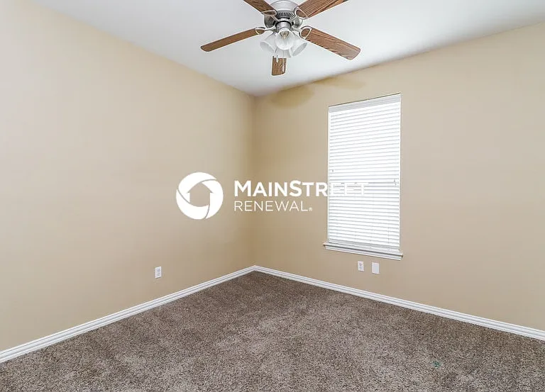 280 Edison Ln — Photo 12