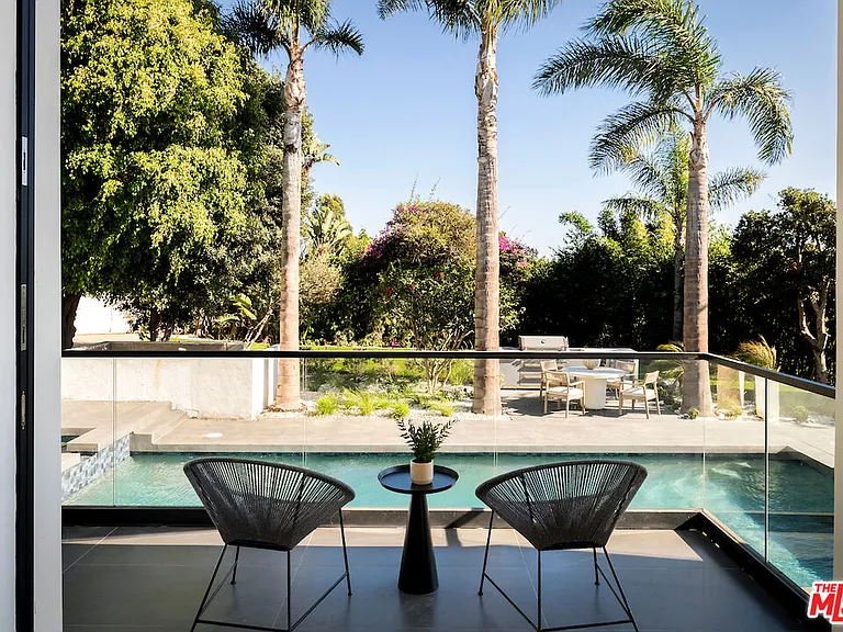 5931 Kanan Dume Rd — Photo 19
