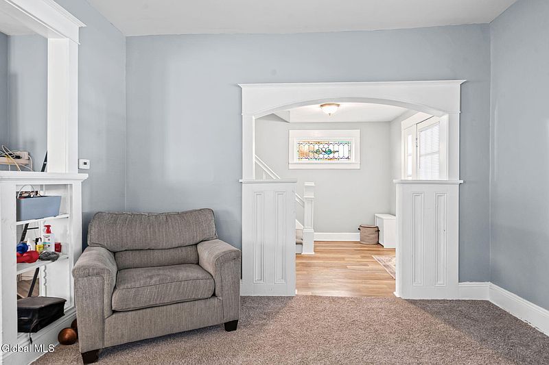 3rd image of 851 Central Parkway