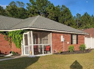 912 Malibu Dr, Hinesville, GA 31313