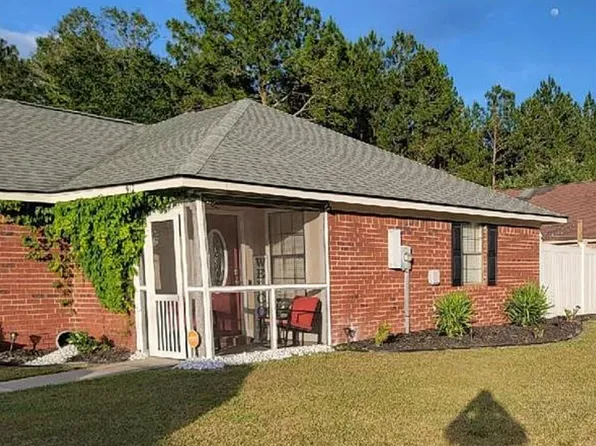 912 Malibu Dr, Hinesville, GA 31313