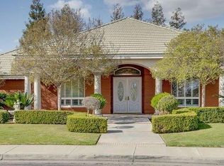 10202 Finchley Dr, Bakersfield, CA 93311