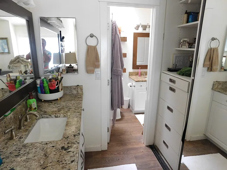 1007 Howard Ave #56 — Photo 22