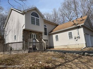 134 Ansted Ct, Bushkill, PA 18324