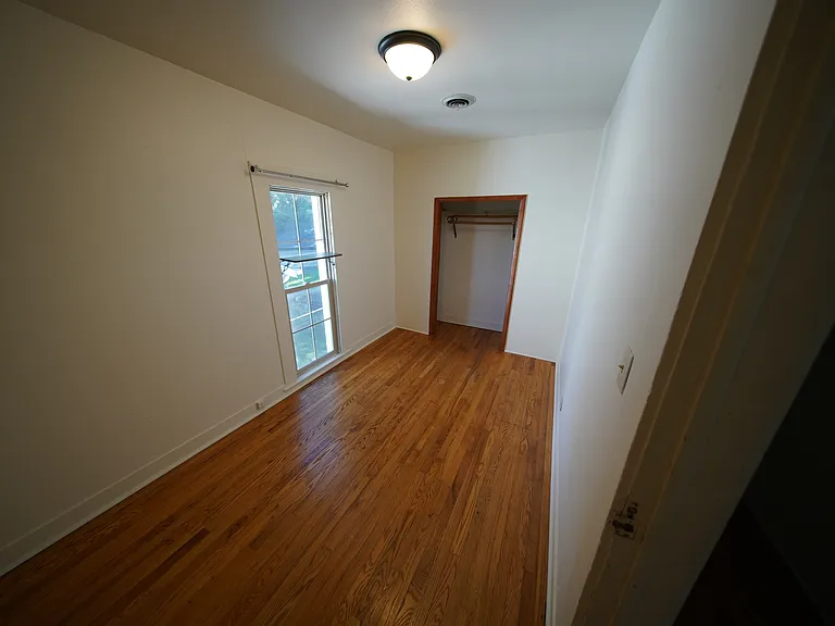 613 S Dewey St #1 — Photo 16