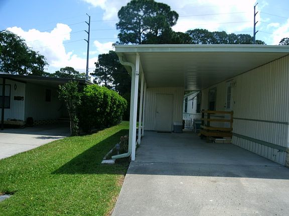 2nd image of 15 Topaz Dr