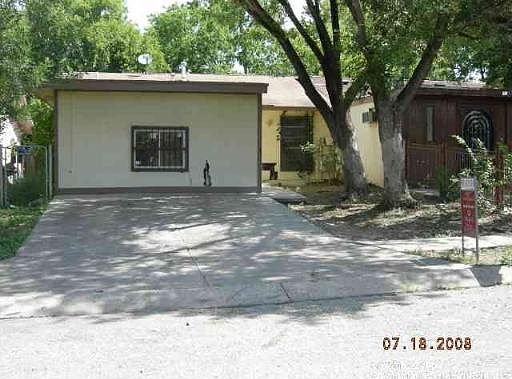 1st image of 5515 LITTLE CREEK DR