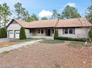 139 Hardee Ln, Whispering Pines, NC 28327