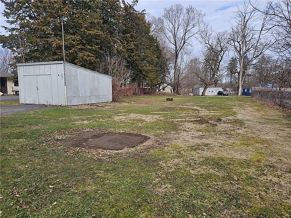 4th image of 24 Ridge Rd