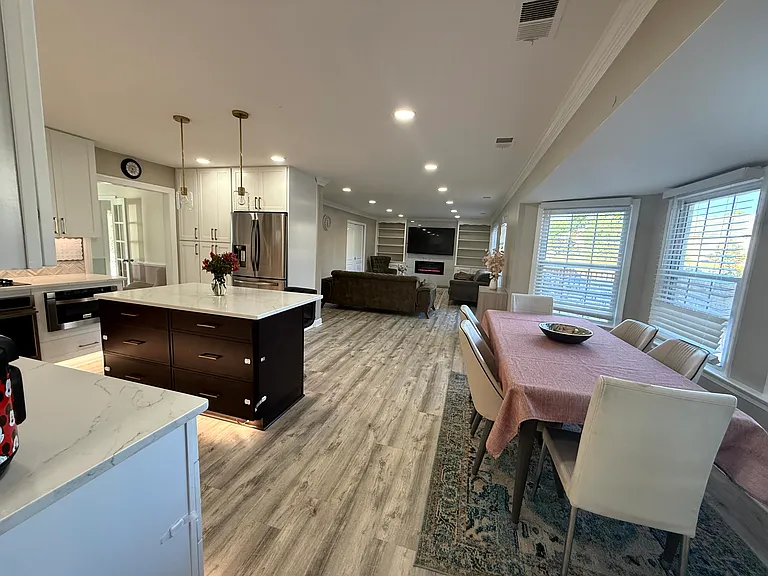 1609 Emmerton Ct — Photo 32