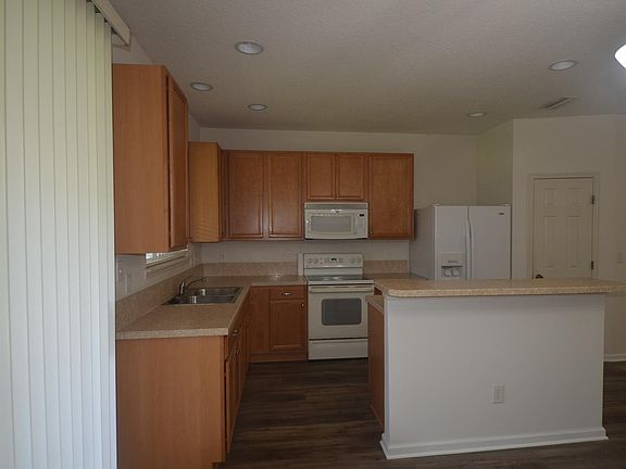 2nd image of 313 Volterra Pl
